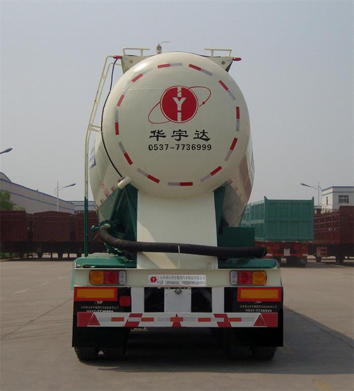 LHY9403GFLA中密度粉粒物料运输半挂车(图3)